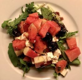 Heinzelcheese kocht Melonensalat mit Feta plated