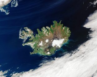 Cloud-free_Iceland_ESA22181280